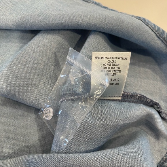 NWT Francesca’s Blue Rain denim/chambray knee knee length dress - Picture 12 of 13